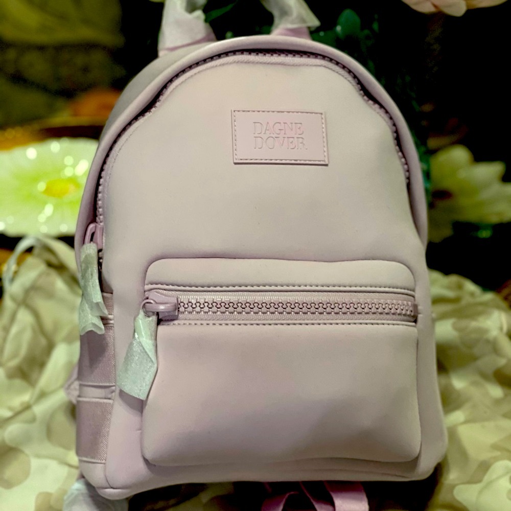 Small Dakota in pinkish